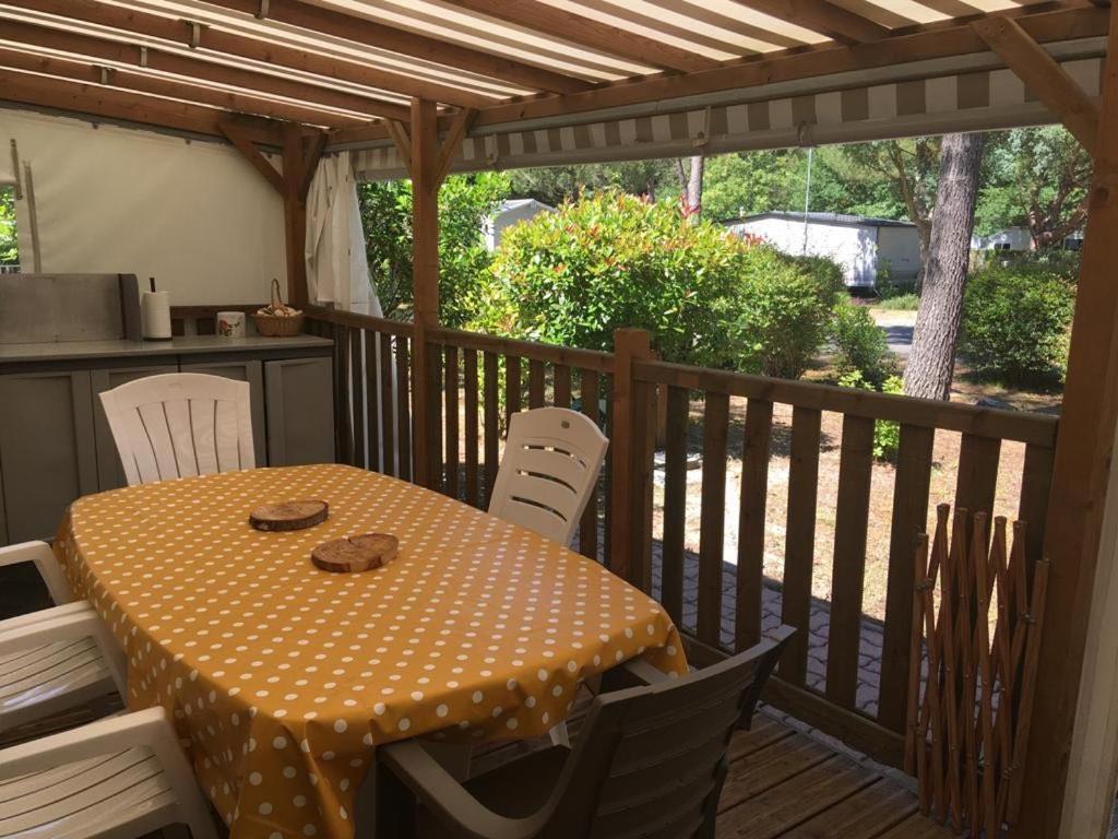 Mobil-Home 4-6 Personnes Saint-Julien-En-Born Buitenkant foto